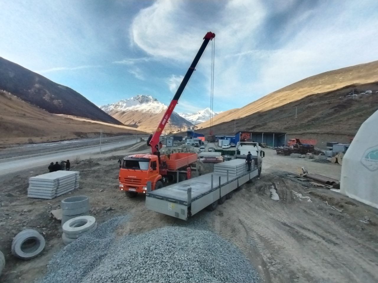 Поставка дорожных плит на Северный Кавказ