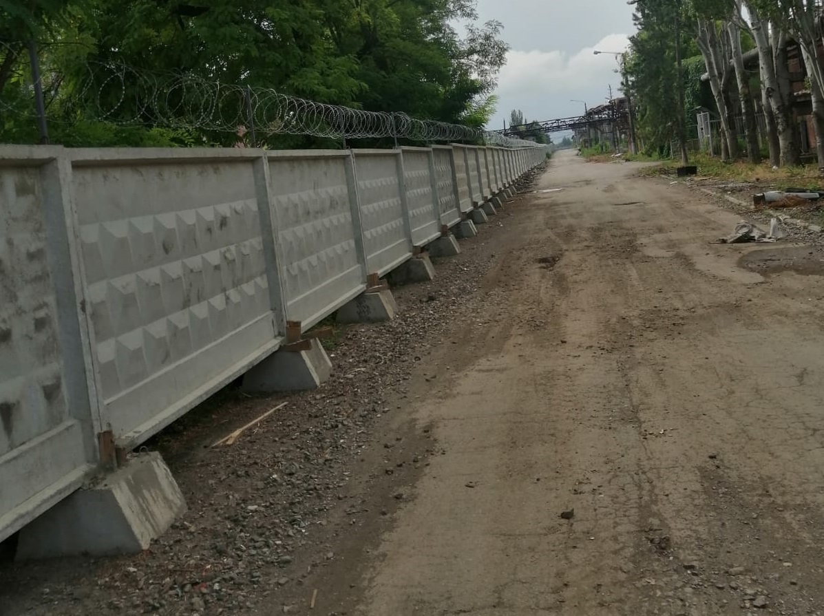 Плиты забора 3ПБ40.20 на завод Тагаз